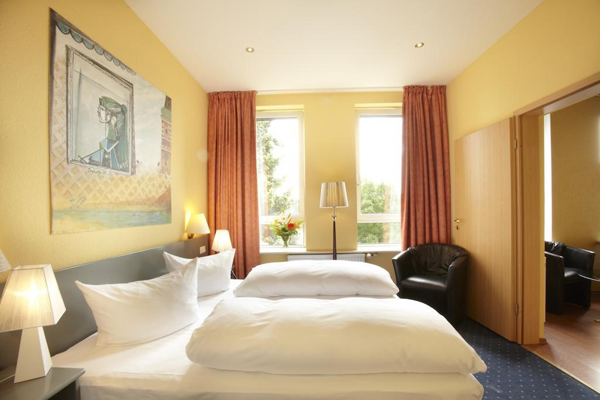 Hotel City Kiel By Premiere Classe Bagian luar foto
